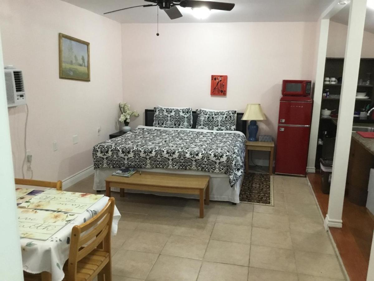 Studio Apartment At Historical House Галвестон Екстер'єр фото